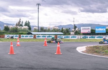 unsplash-sponsorlu-tanitim-surucu-kurslari-isbirligi